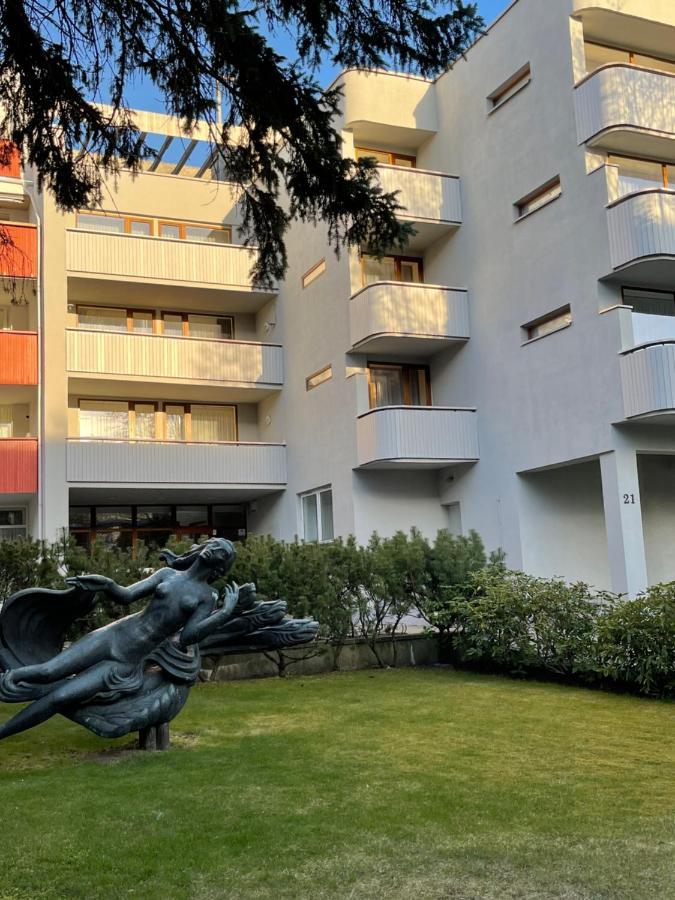 Alintoma Holiday Apartment Паланга Экстерьер фото