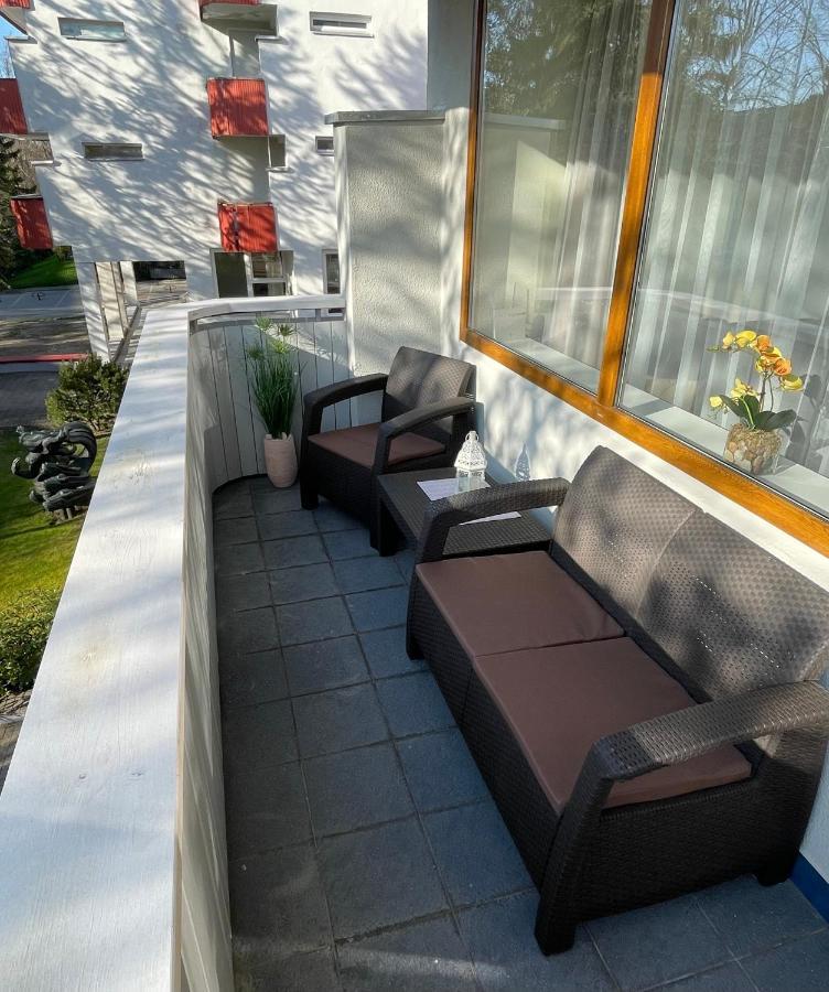 Alintoma Holiday Apartment Паланга Экстерьер фото