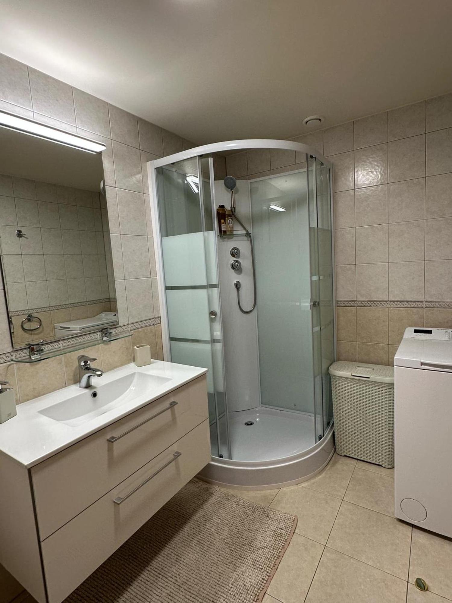 Alintoma Holiday Apartment Паланга Экстерьер фото
